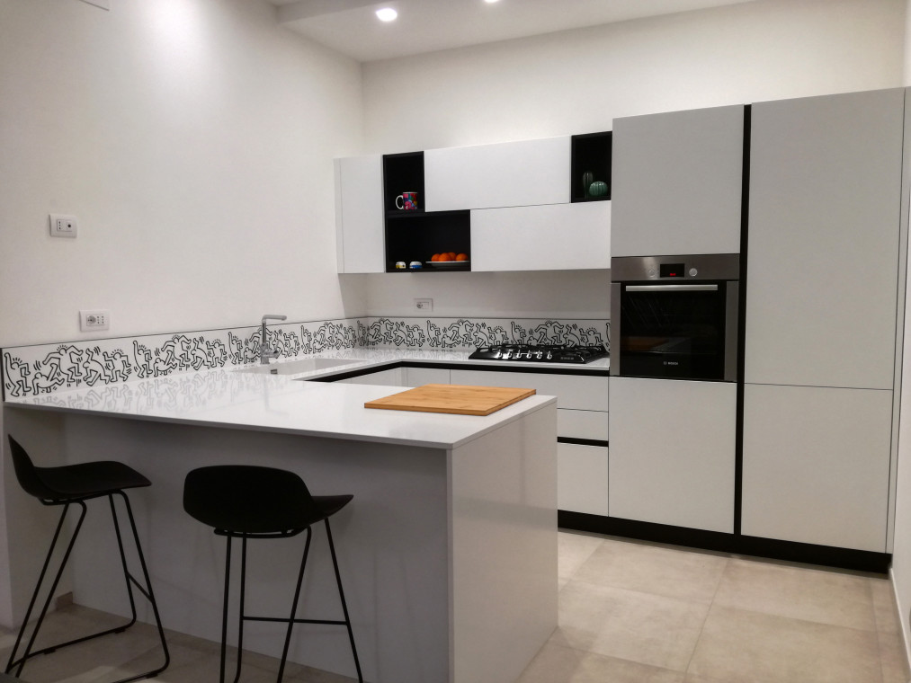 故事 Sara | 厨房: Oyster Pro