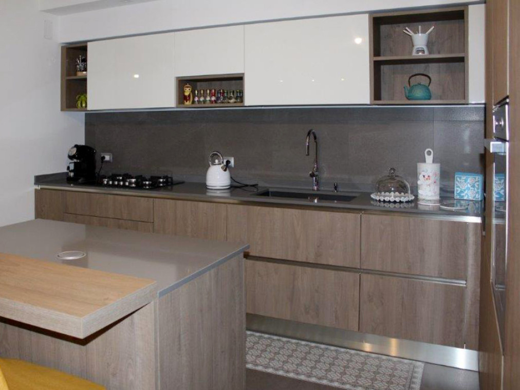 The project of Floriana | Kitchen: Oyster Decorativo