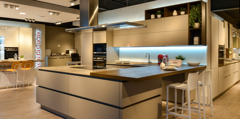 Oyster Pro  laccato opaco