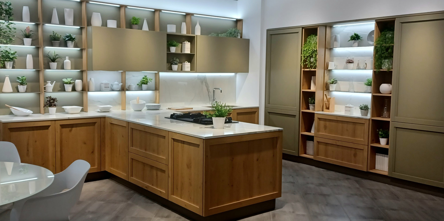 VENETA CUCINE - MILANO