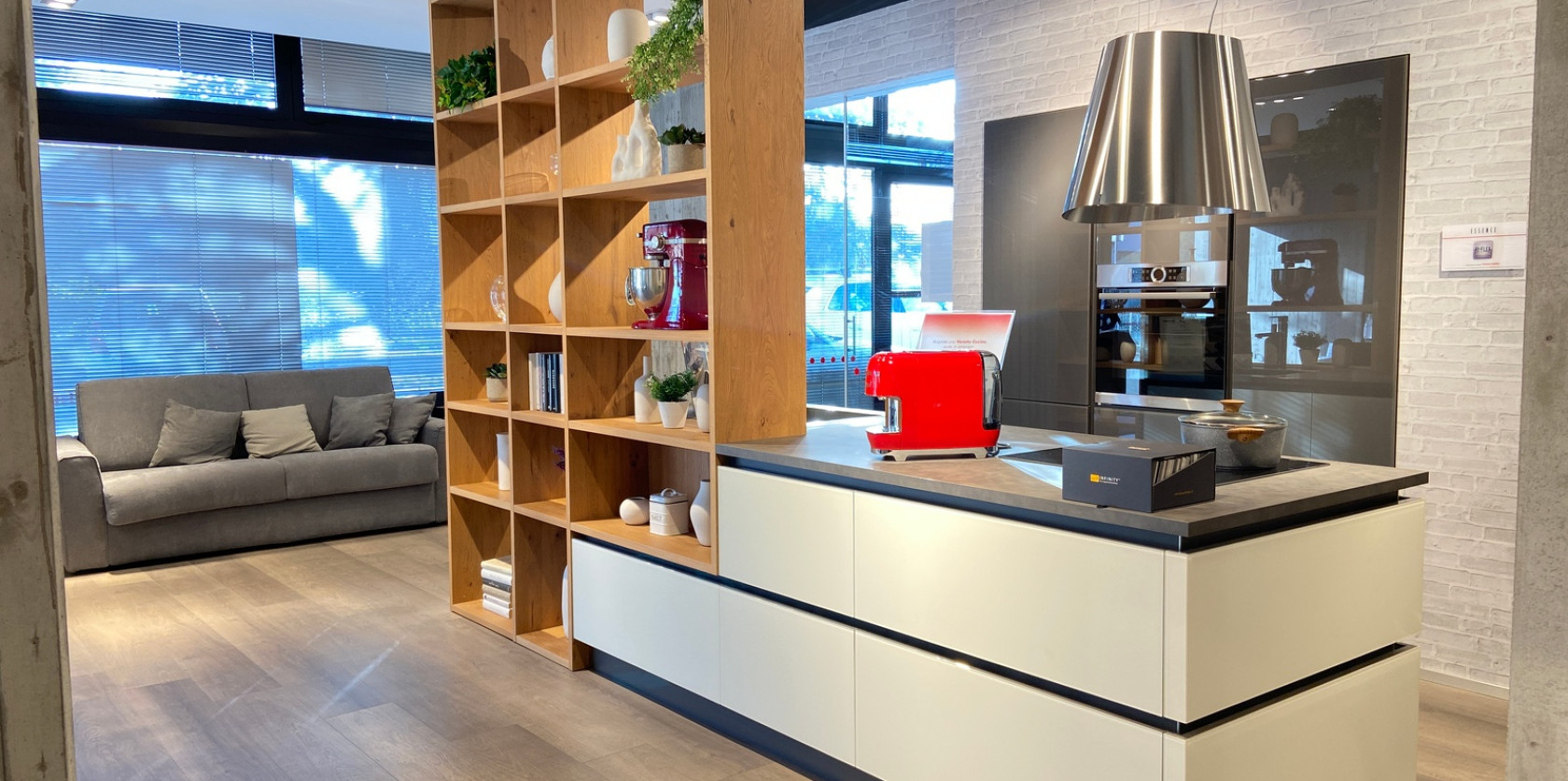 Cucina Riflex in vetro laccato lucido e opaco