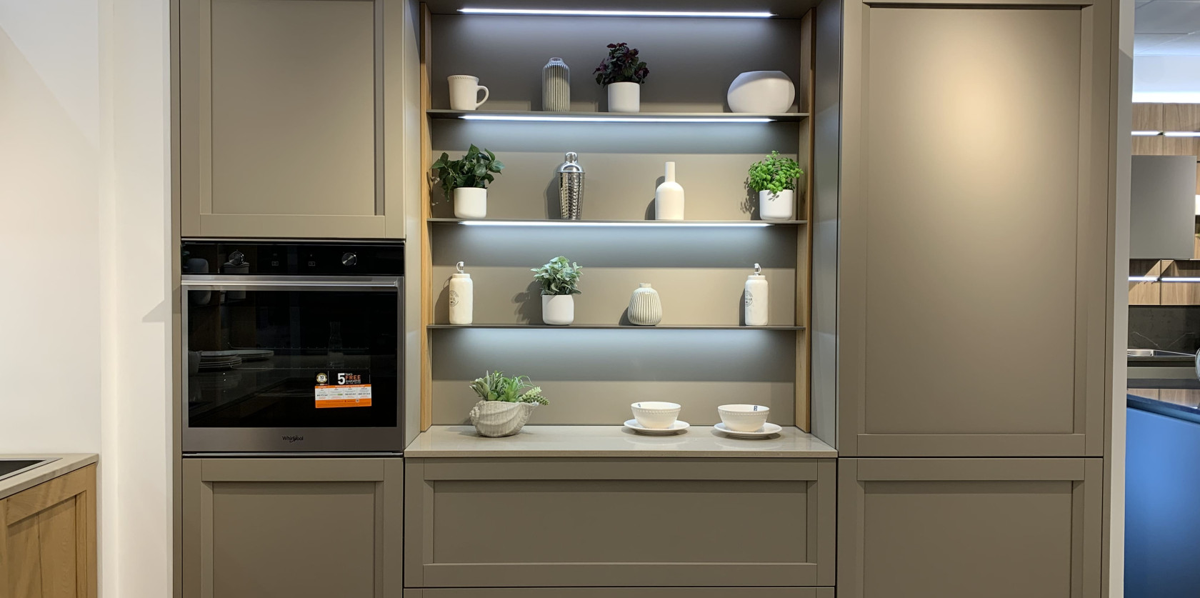 Cucina con penisola modello MILANO