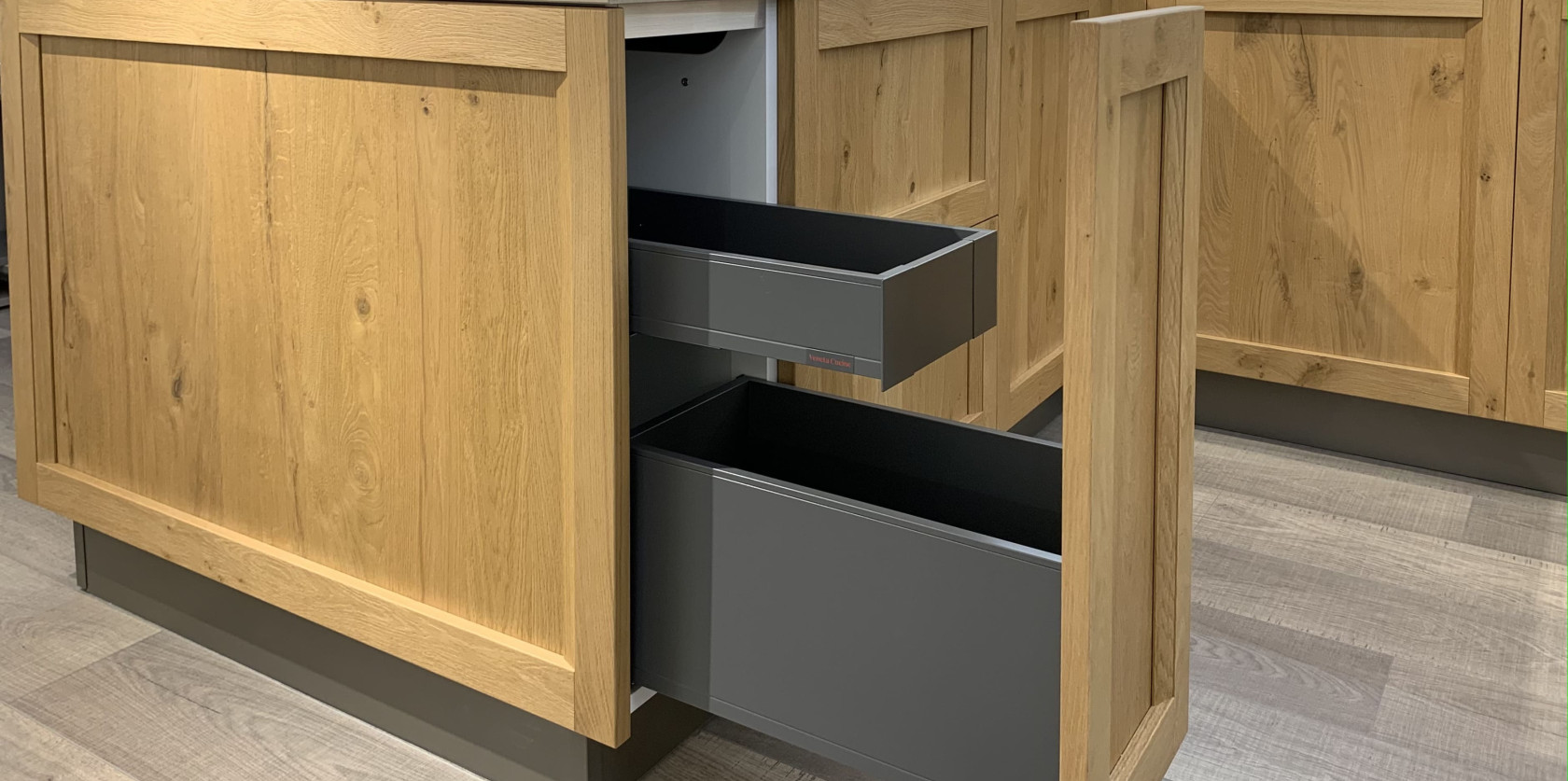 Cucina con penisola modello MILANO