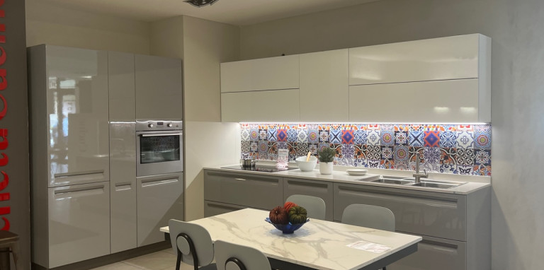 VENETA CUCINE - CARRERA F1