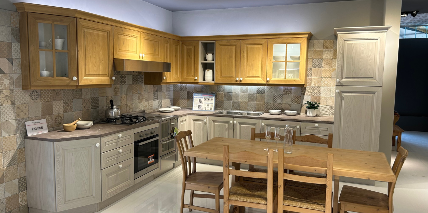 VENETA CUCINE-PAVESE