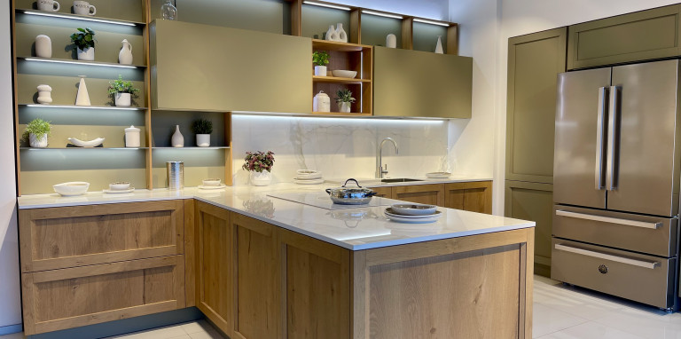 VENETA CUCINE - MILANO