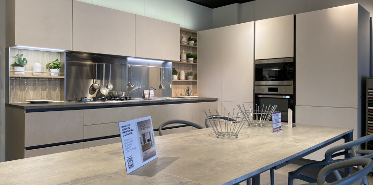 VENETA CUCINE - START TIME J