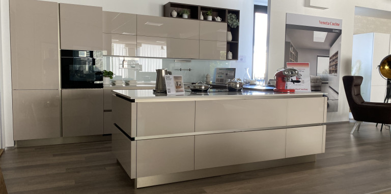 VENETA CUCINE - RIFLEX