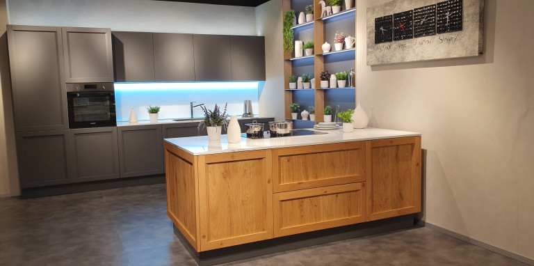 Veneta Cucine - modello Milano