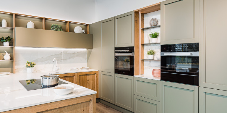 VENETA CUCINE - MILANO