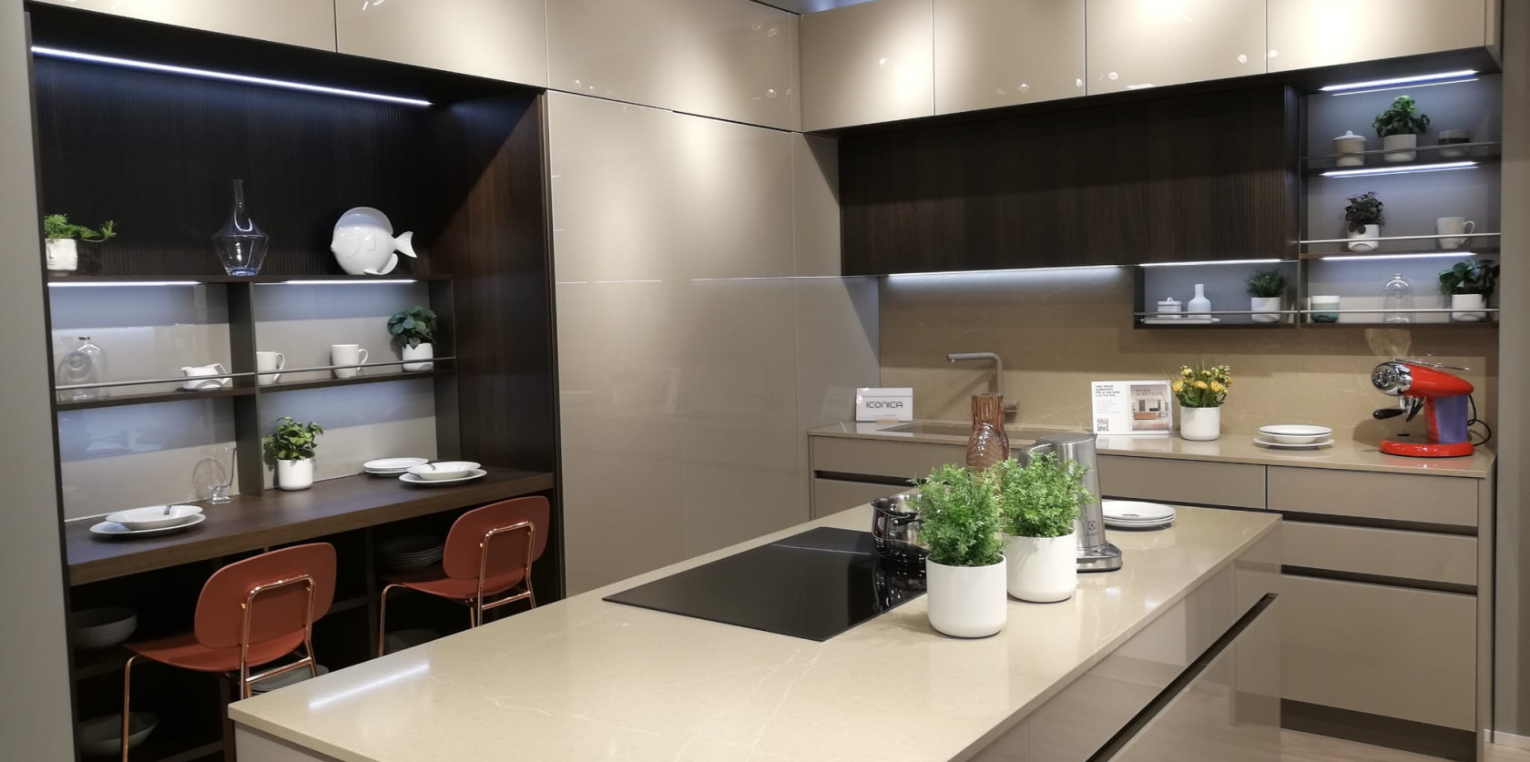 Veneta Cucine - Iconica Vetro