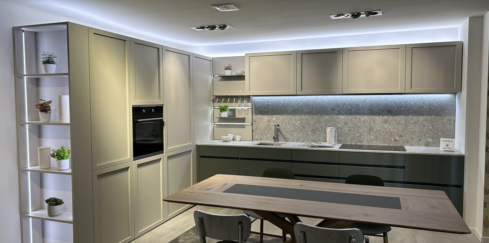 VENETA CUCINE-ICONICA