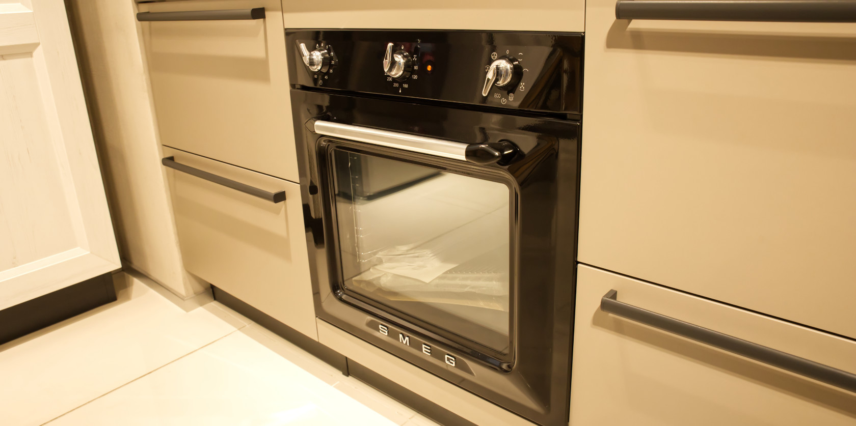 Veneta Cucine - Modello Tablet Metropolitan