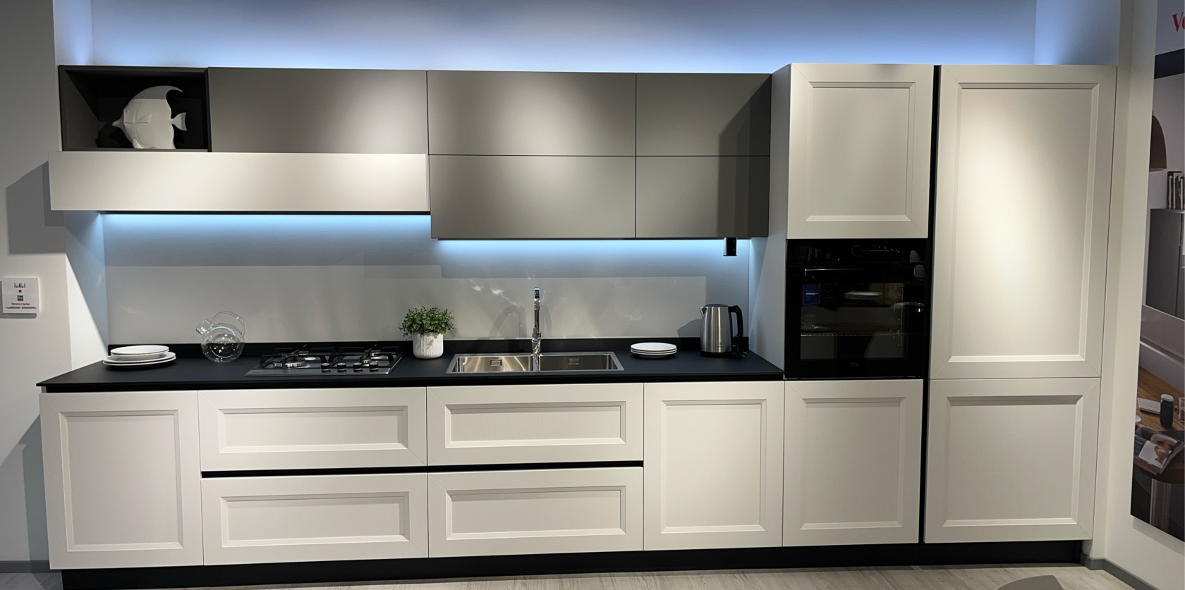 Veneta Cucine - modello Tablet / Start Time Soft