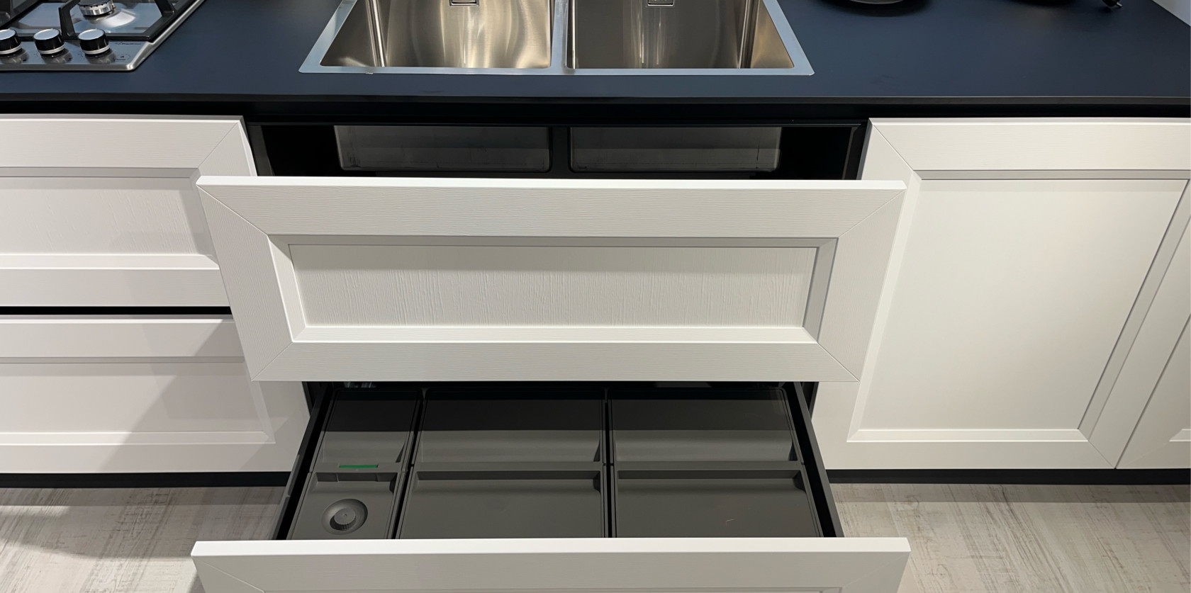 Veneta Cucine - modello Tablet / Start Time Soft