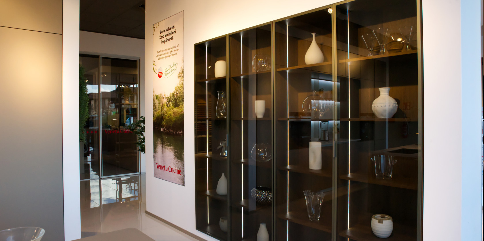 Veneta Cucine - Modello Lounge Vetro