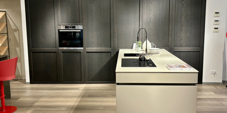 VENETA CUCINE - CONVIVIO