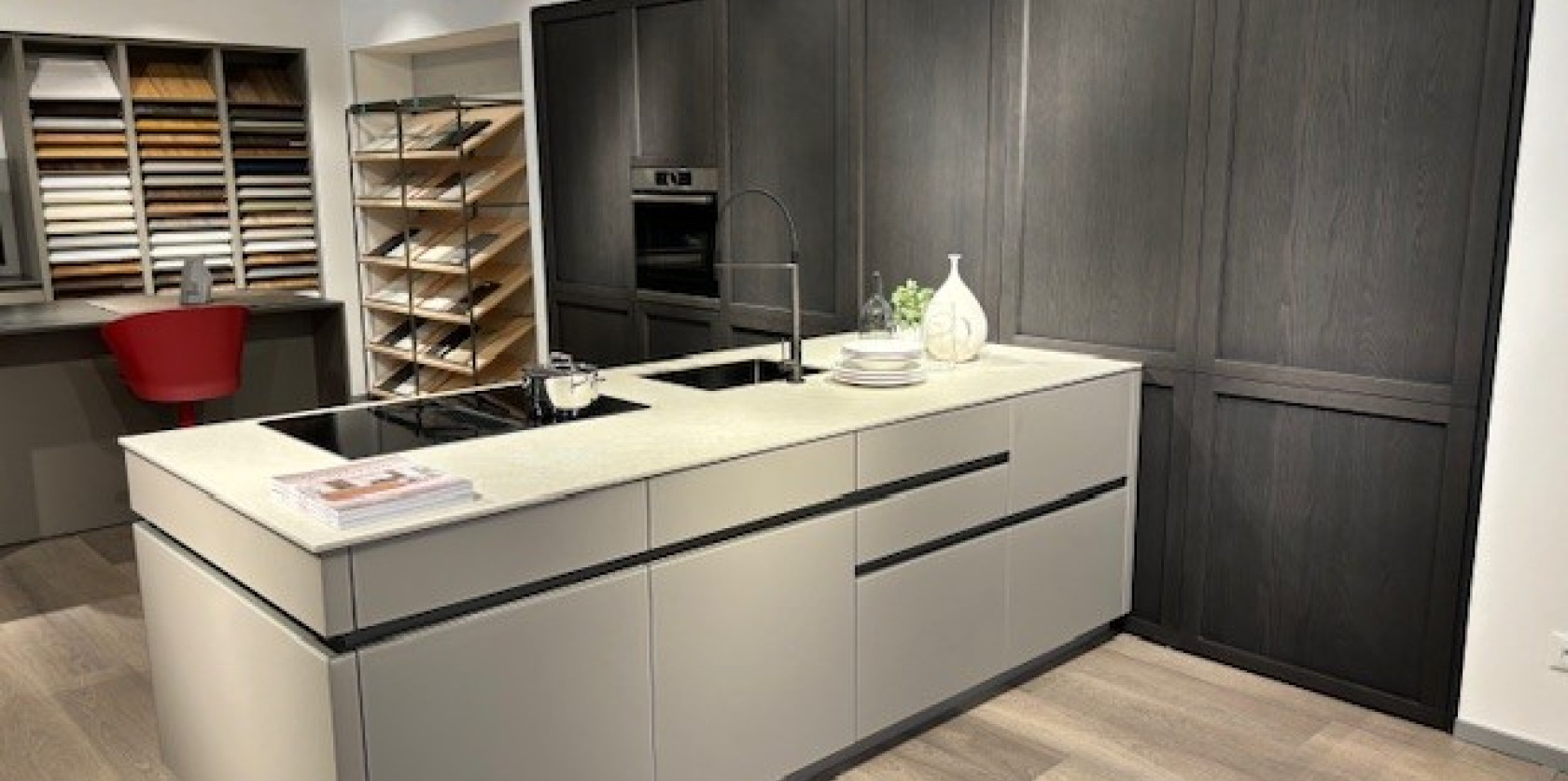 VENETA CUCINE - CONVIVIO