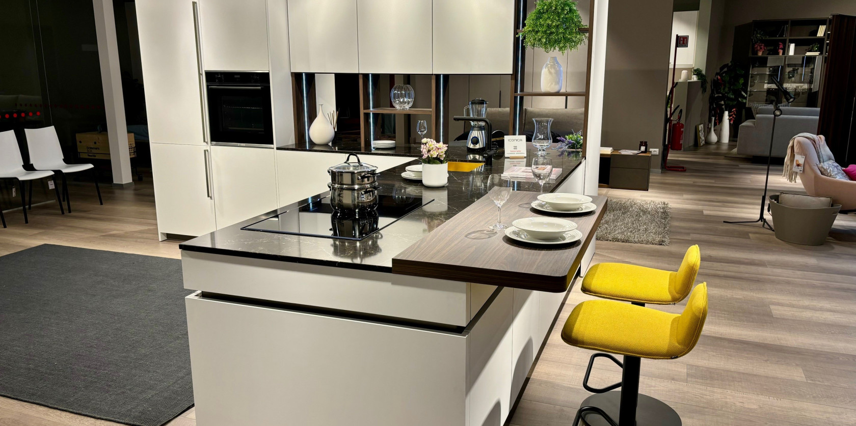 VENETA CUCINE - ICONICA