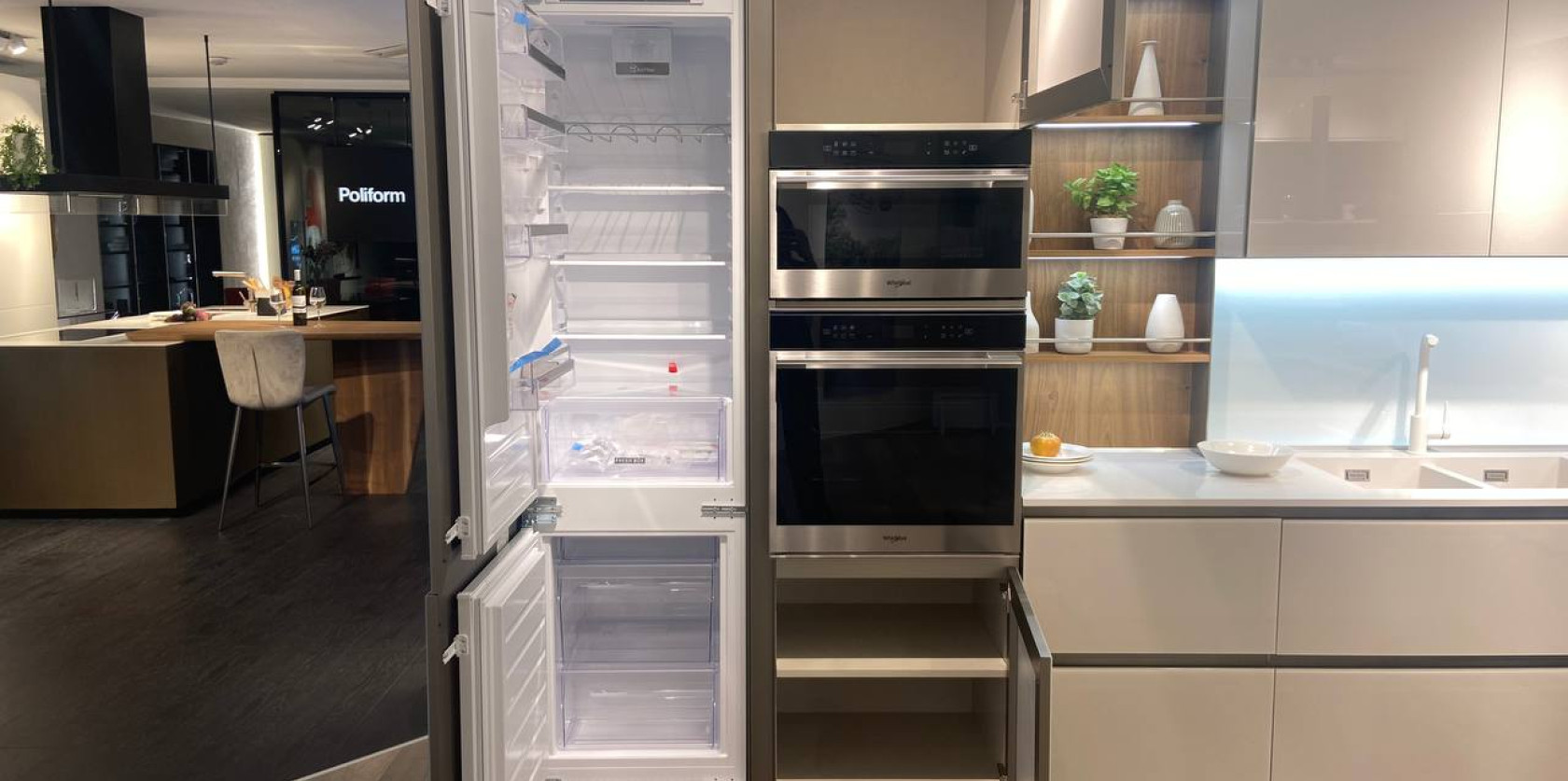 Cucina con penisola modello RIFLEX