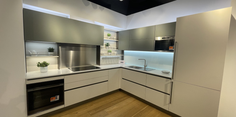 Start Time J - Veneta Cucine