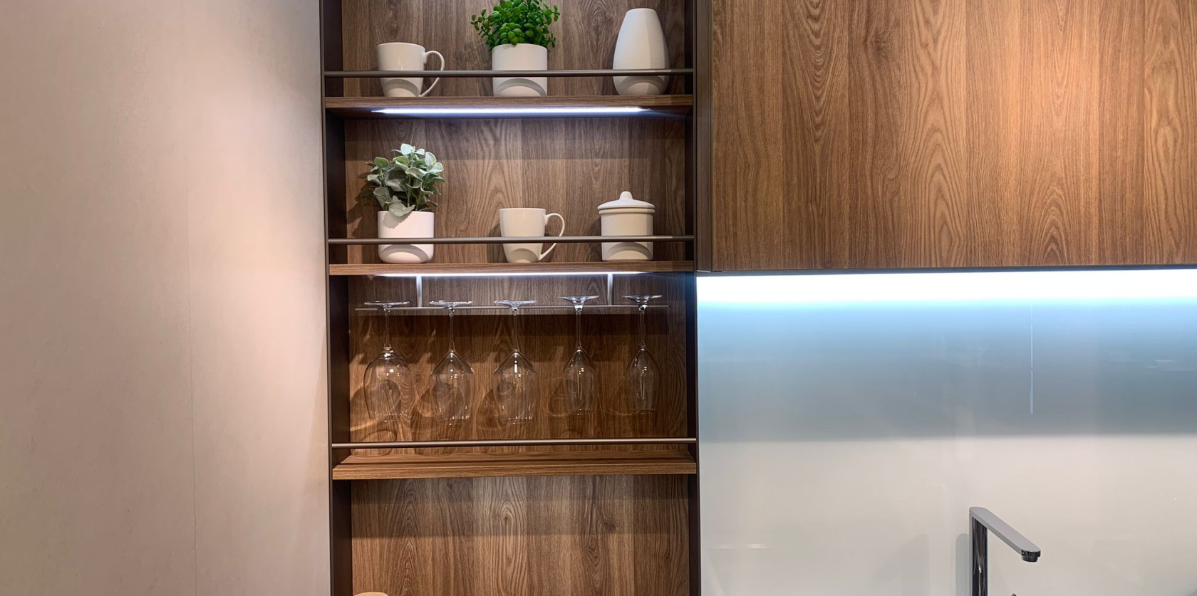 Cucina ad angolo con snack modello START TIME PRESA