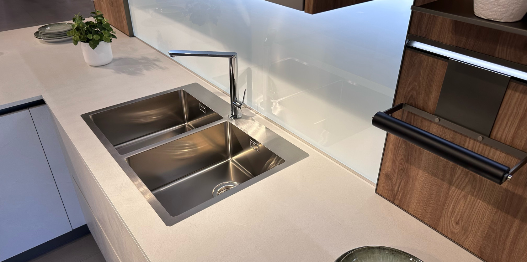 Veneta Cucine - Modello Start Time J 2