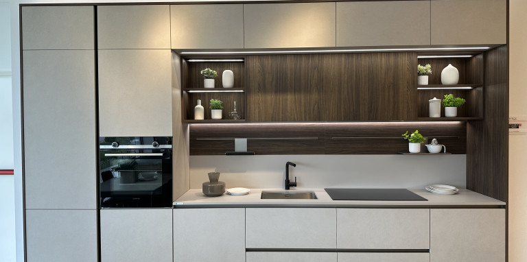 Veneta Cucine - Modello Start Time J 4