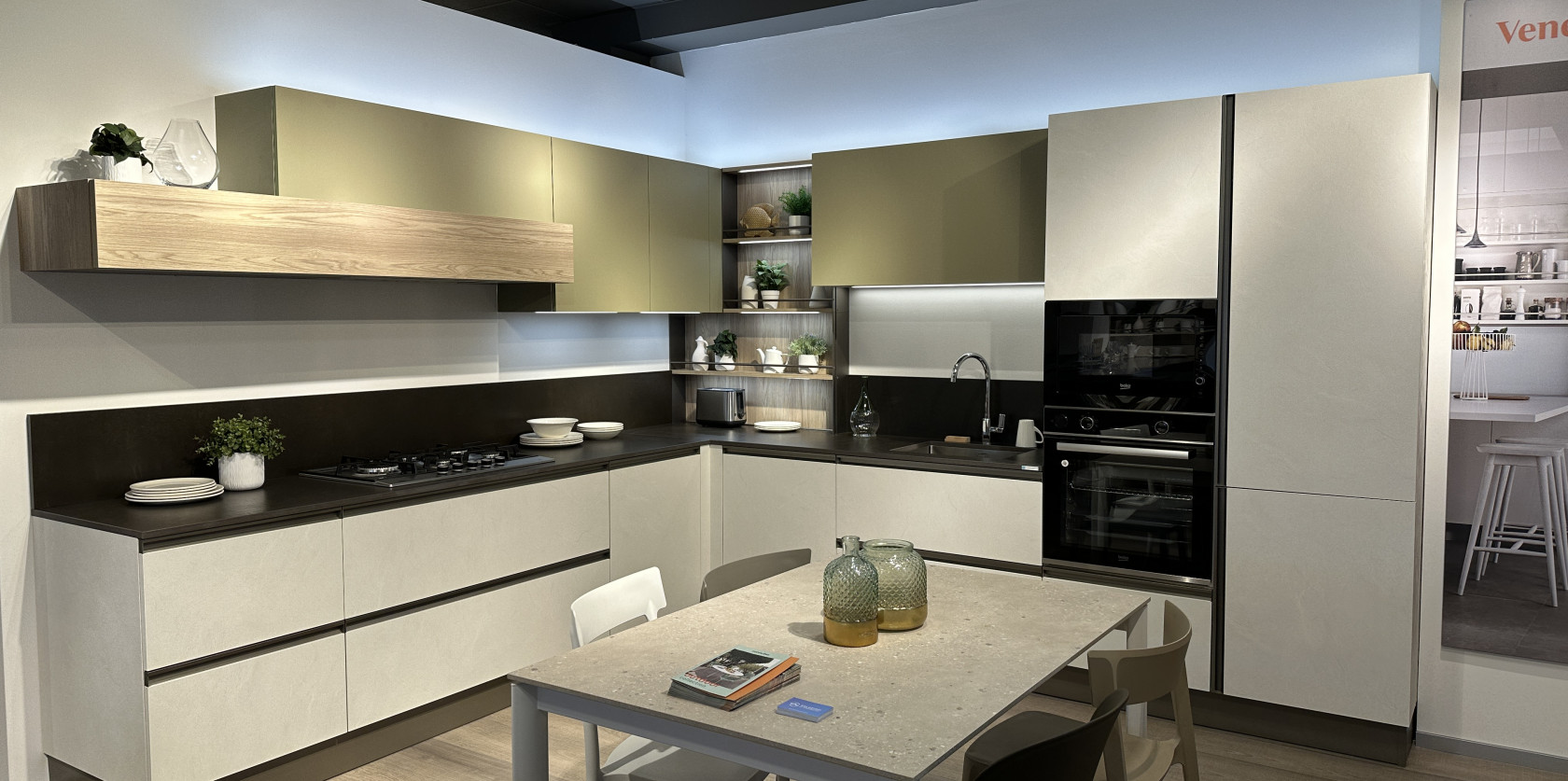 Veneta Cucine - modello Start Time Presa