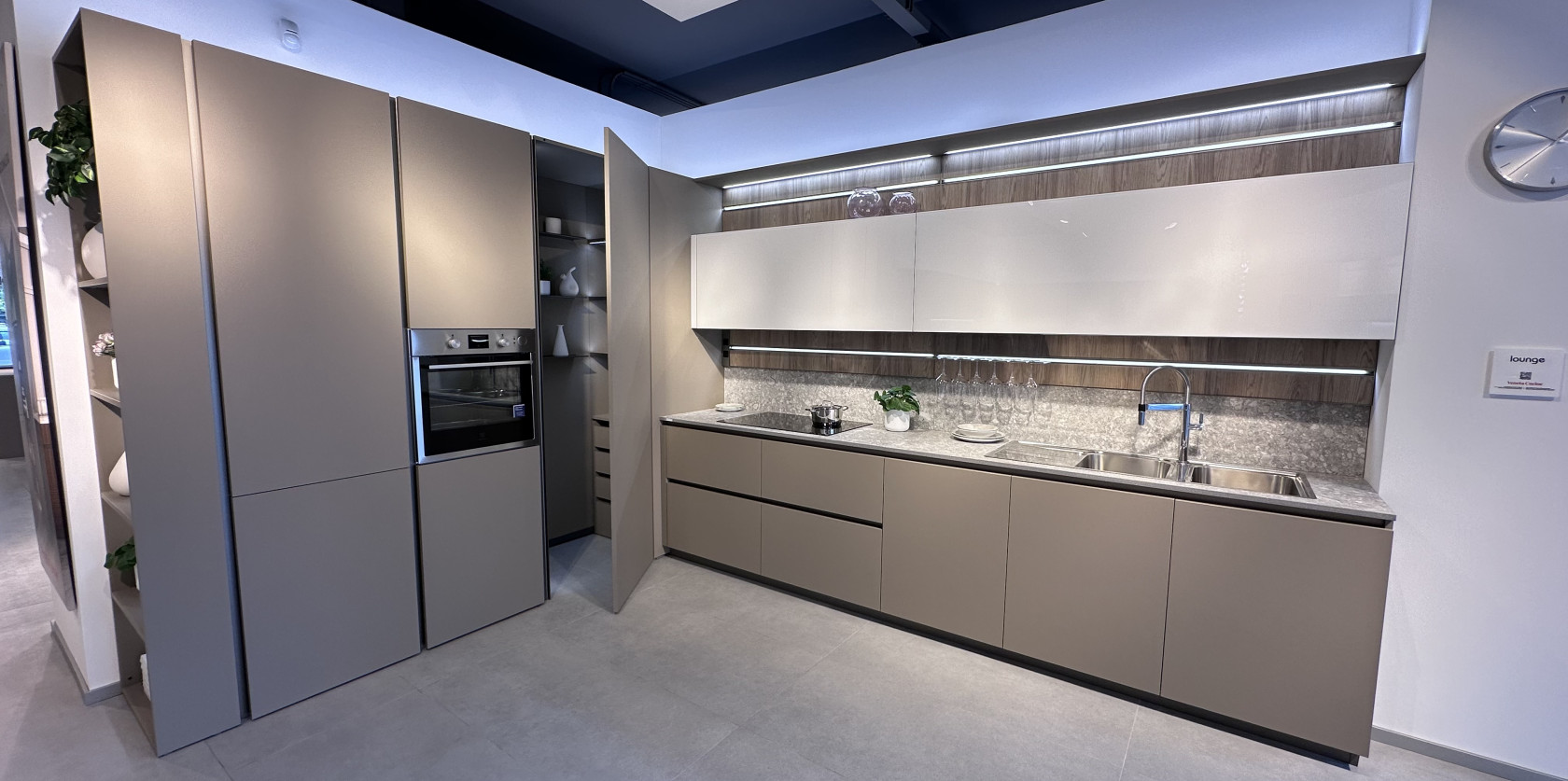 Veneta Cucine - Modello Lounge