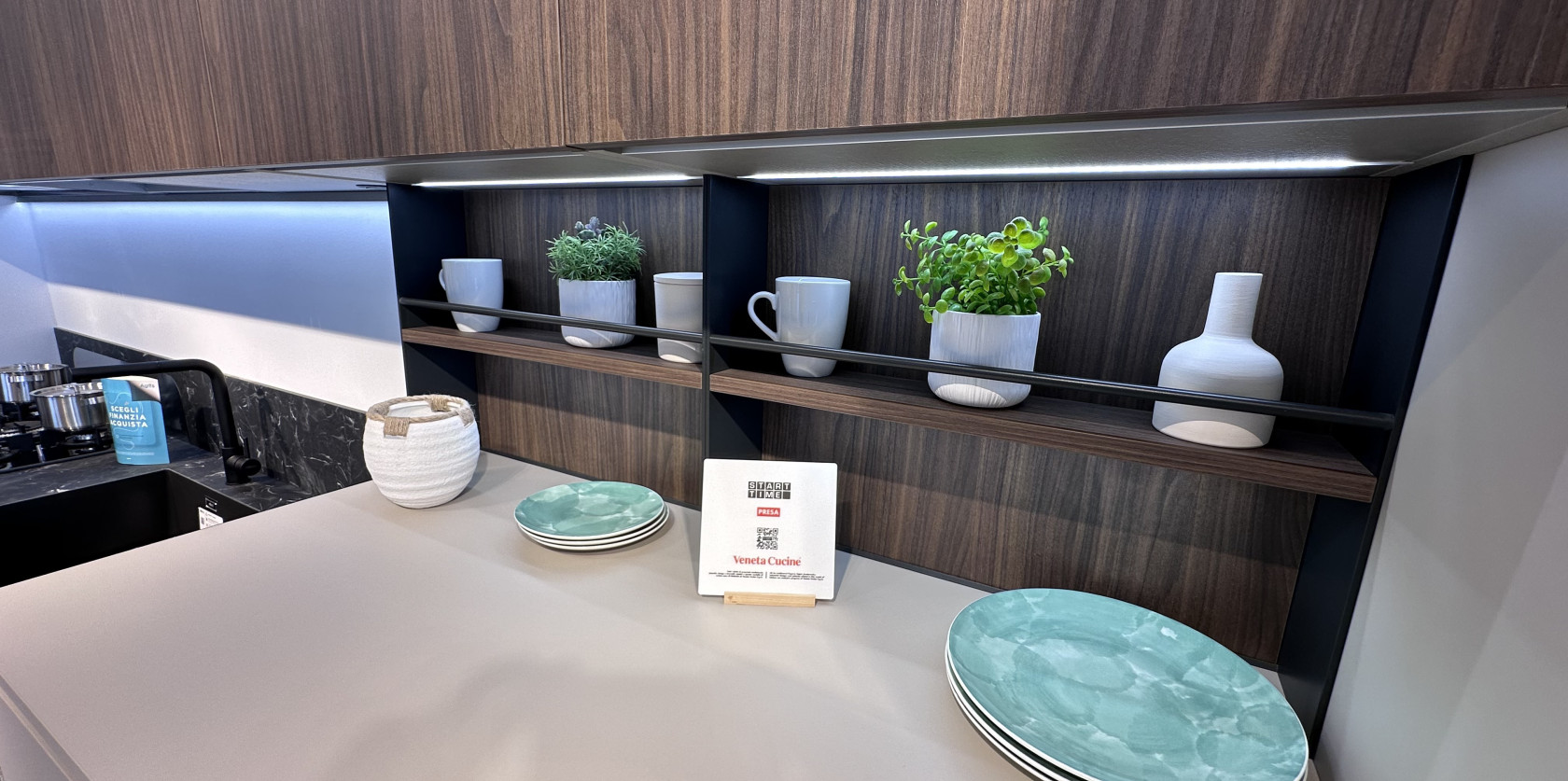 Veneta Cucine - Modello Start Time Presa