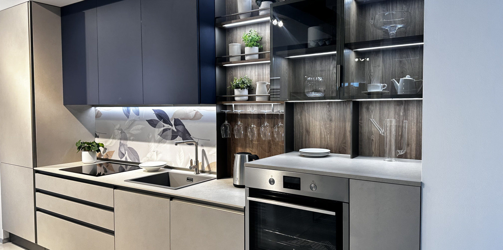 Veneta Cucine - Modello Start Time Presa