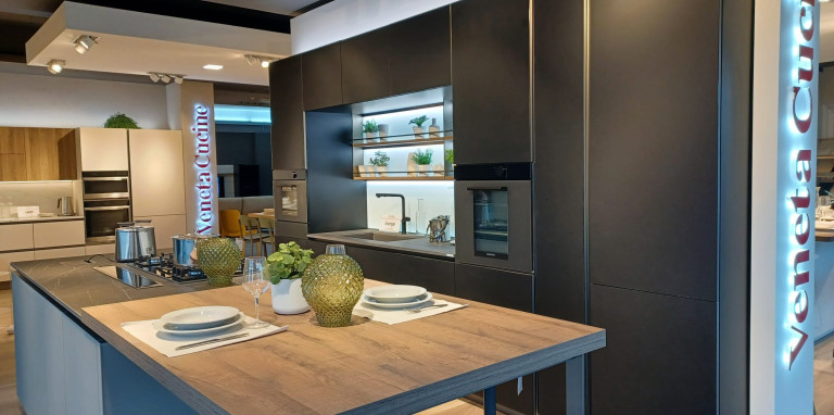 Mod. Lounge vetro - nero opaco