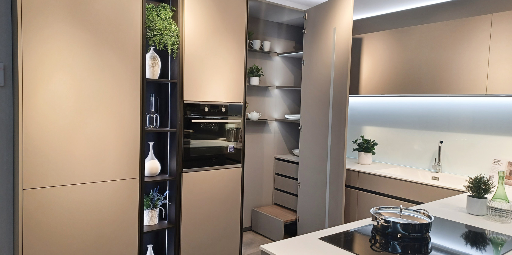 Mod. Iconica - marrone soft