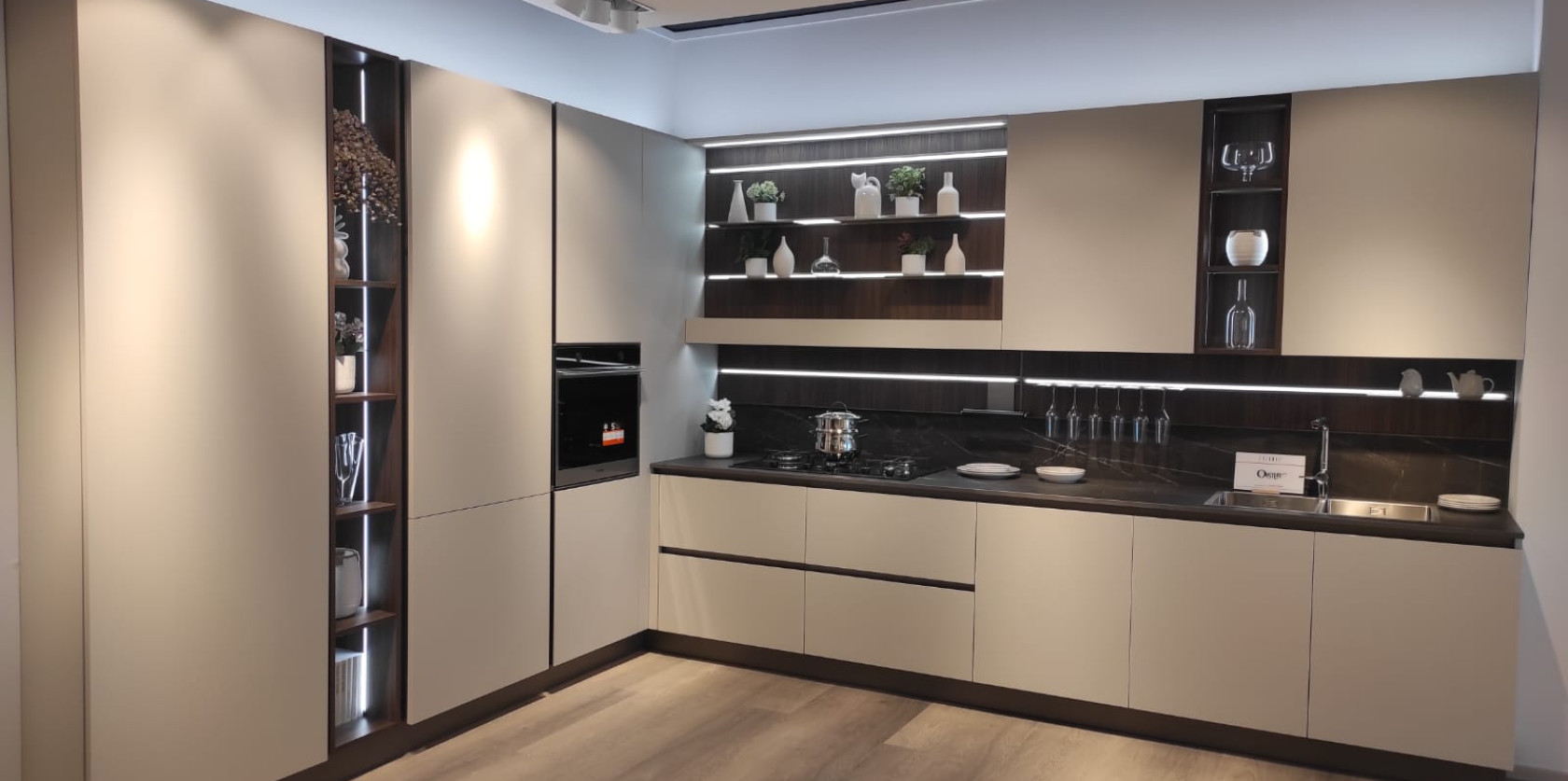 Veneta Cucine - Oyster Pro