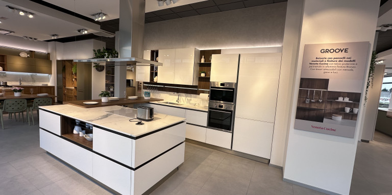 Veneta Cucine - Modello Ri-Flex