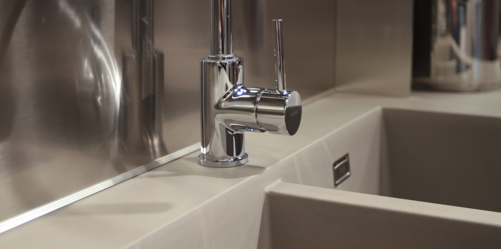 VENETA CUCINE START TIME J