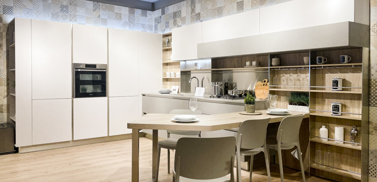 VENETA CUCINE START TIME J