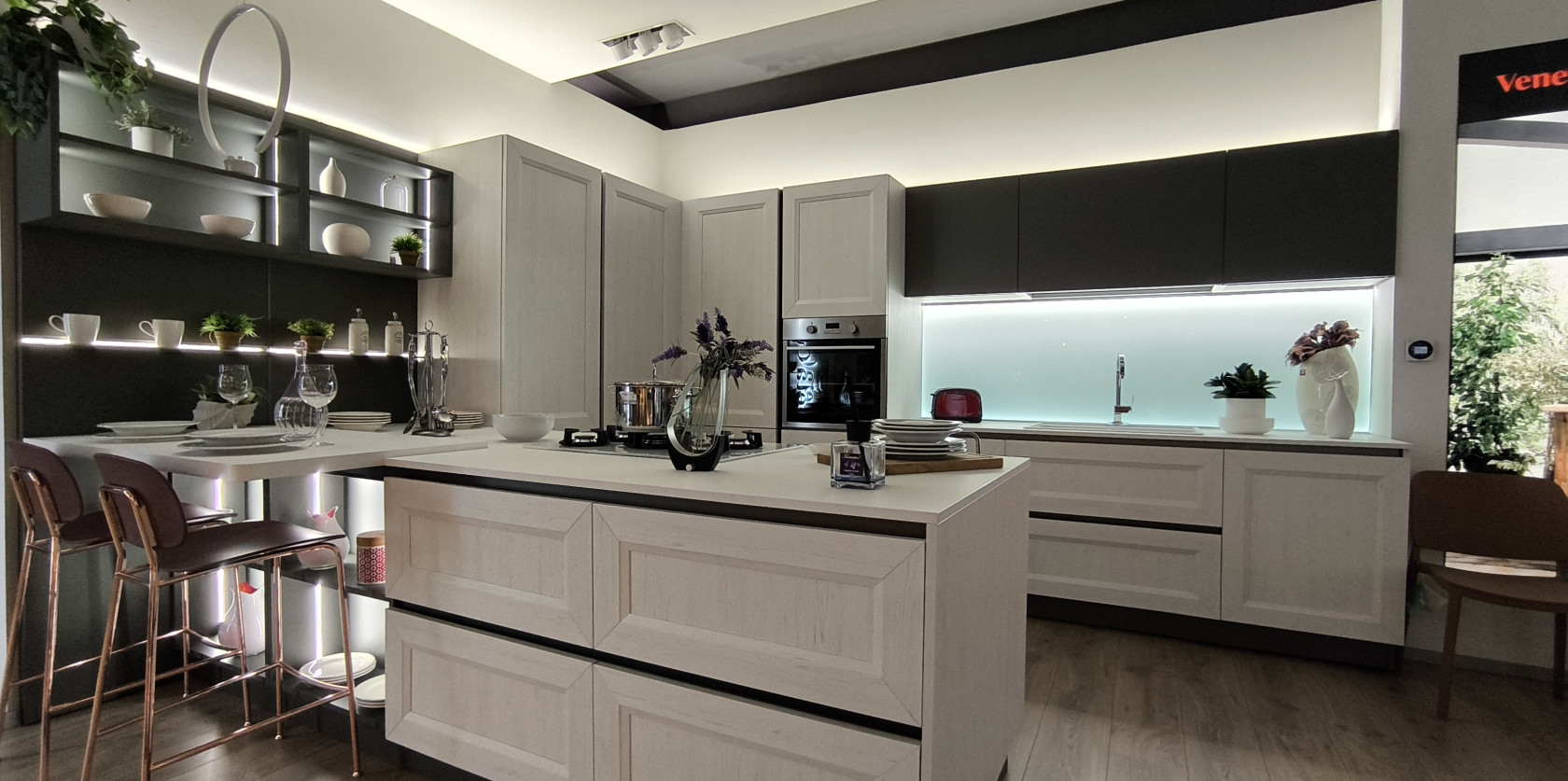 Veneta Cucine - Tablet J