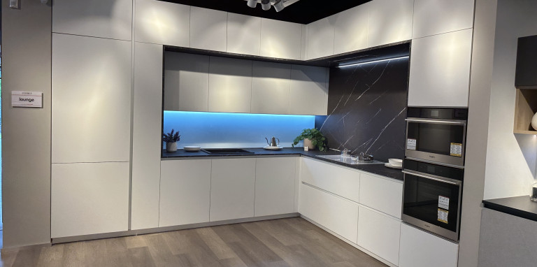 Veneta Cucine - Modello Lounge