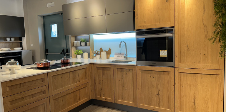 Veneta Cucine - Modello Milano