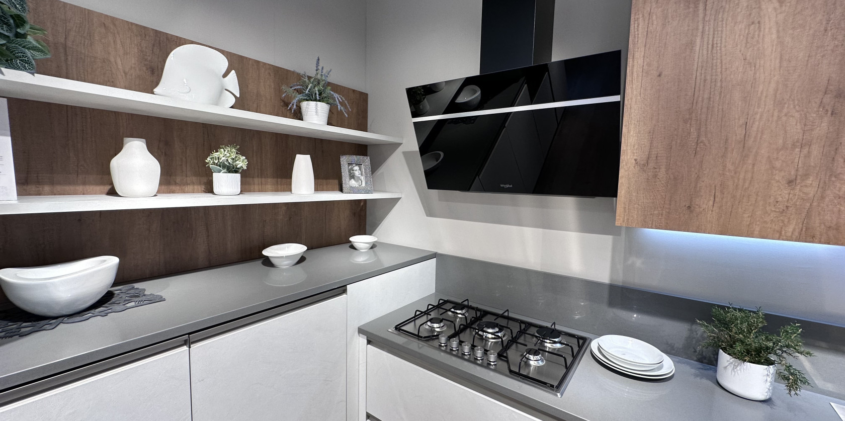 Veneta Cucine - Modello Start Time Presa