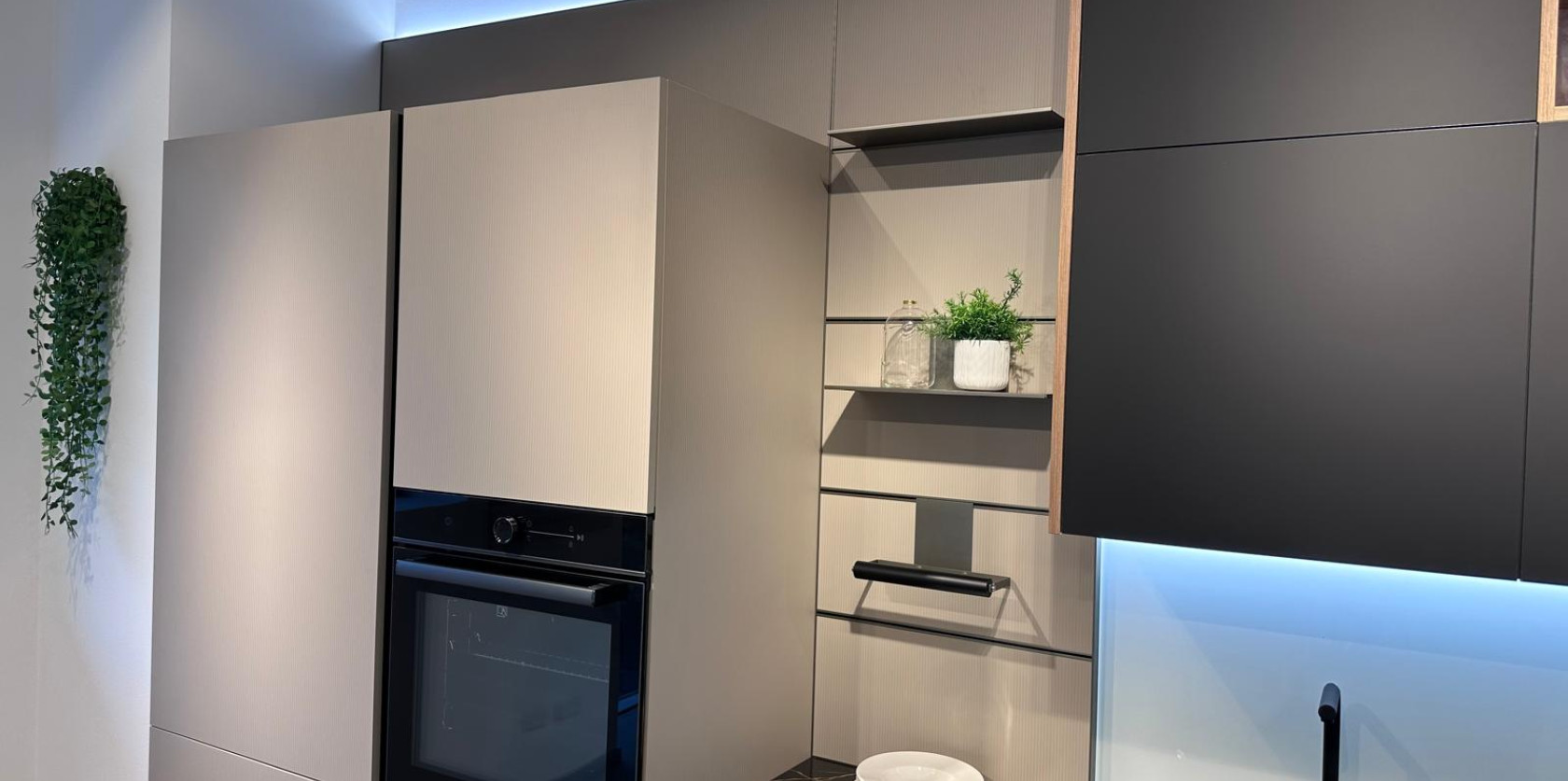 Veneta Cucine - Modello Like J