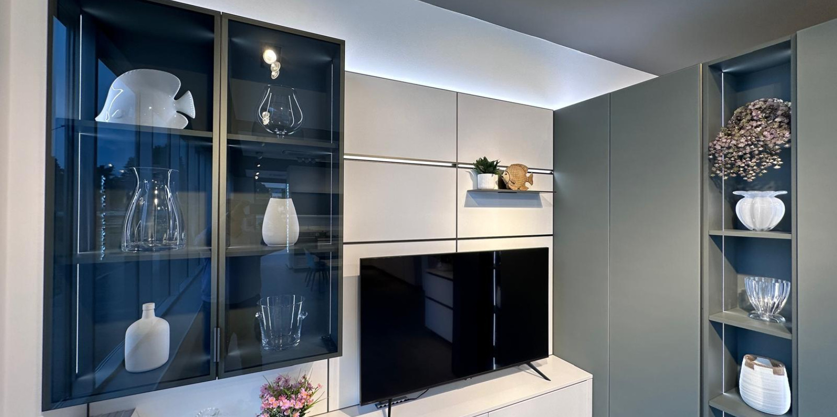 Veneta Cucine - Modello Lounge - Convivio