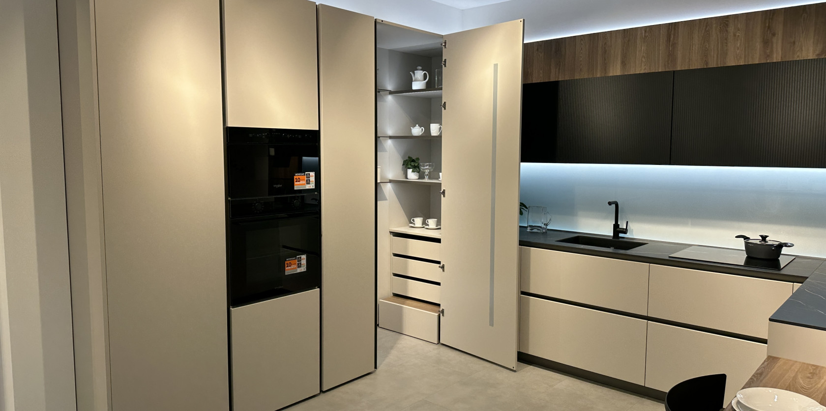 Veneta Cucine - Modello Start Time J