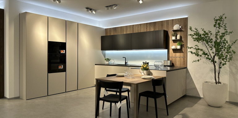 Veneta Cucine - Modello Start Time J