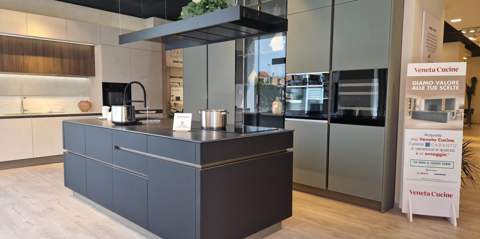 Iconica Vetro Opaco