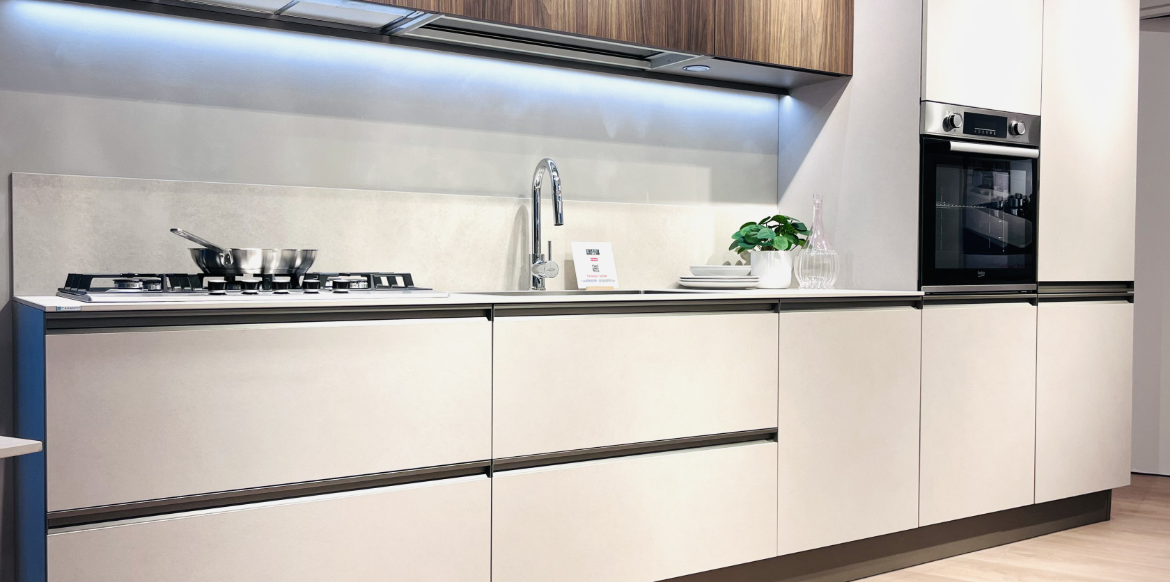 VENETA CUCINE - START PRESA 