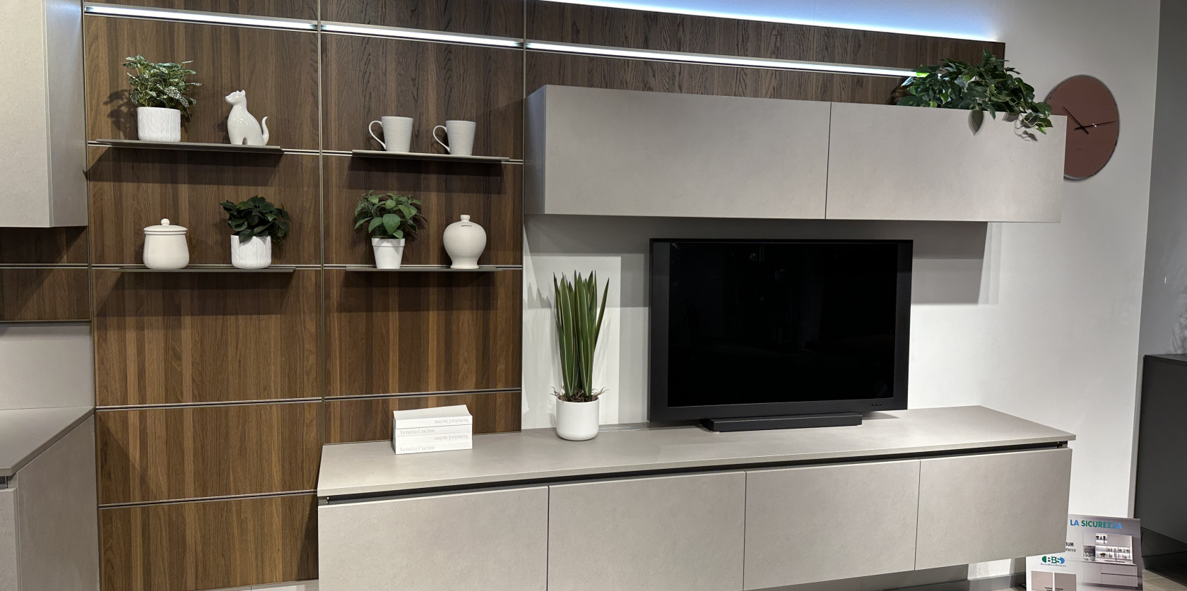 Veneta Cucine - Modello Start Time J 2