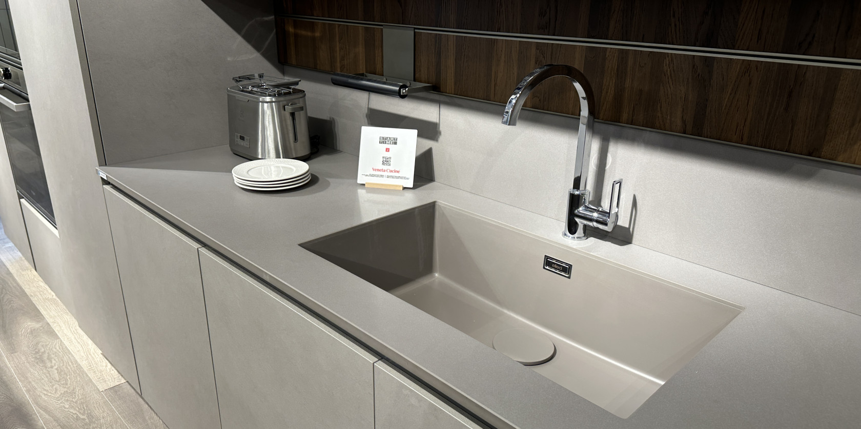 Veneta Cucine - Modello Start Time J 2